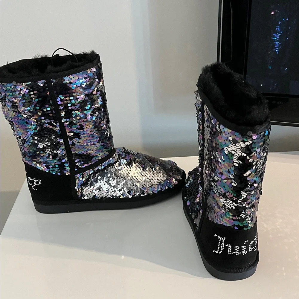 Juicy Couture Black‎ and Silver Sequin Winter Boots Size 8